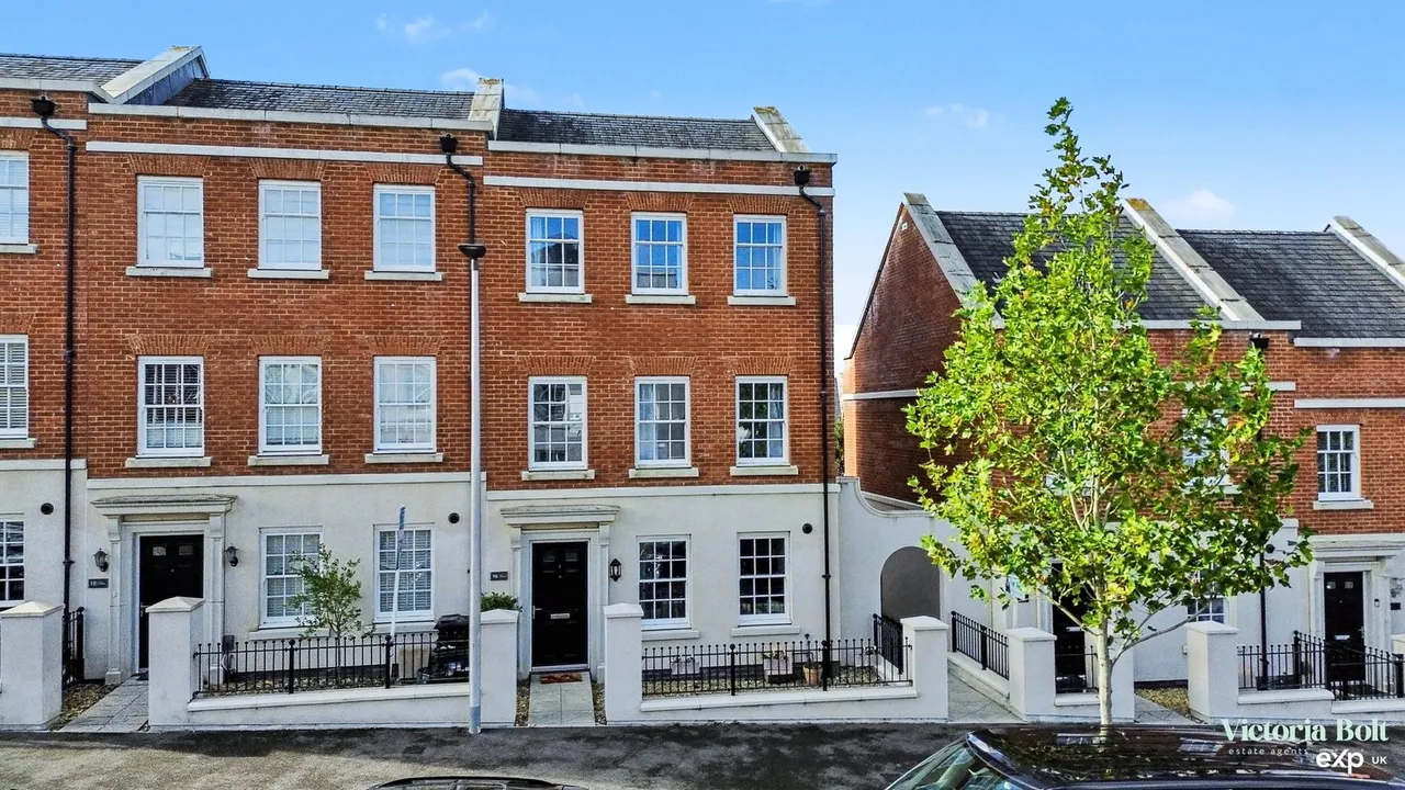 4 bed house for sale, Titan Avenue, Sherford