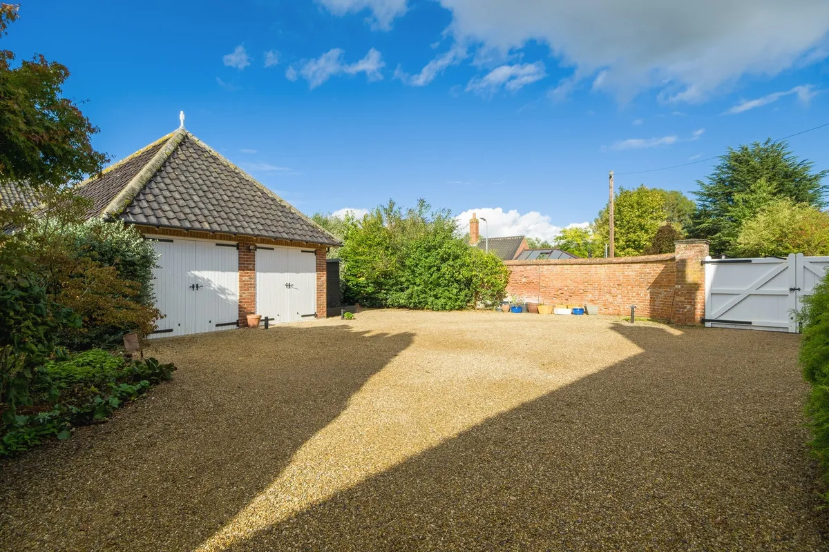 Shotford Road, Harleston, IP20, photo 33