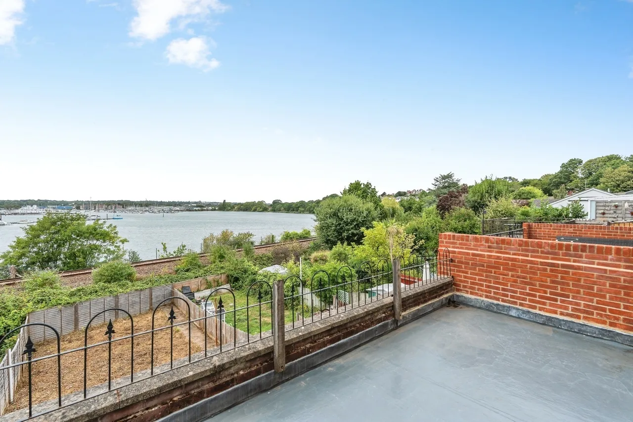Braeside Road, Southampton, SO19, photo 13