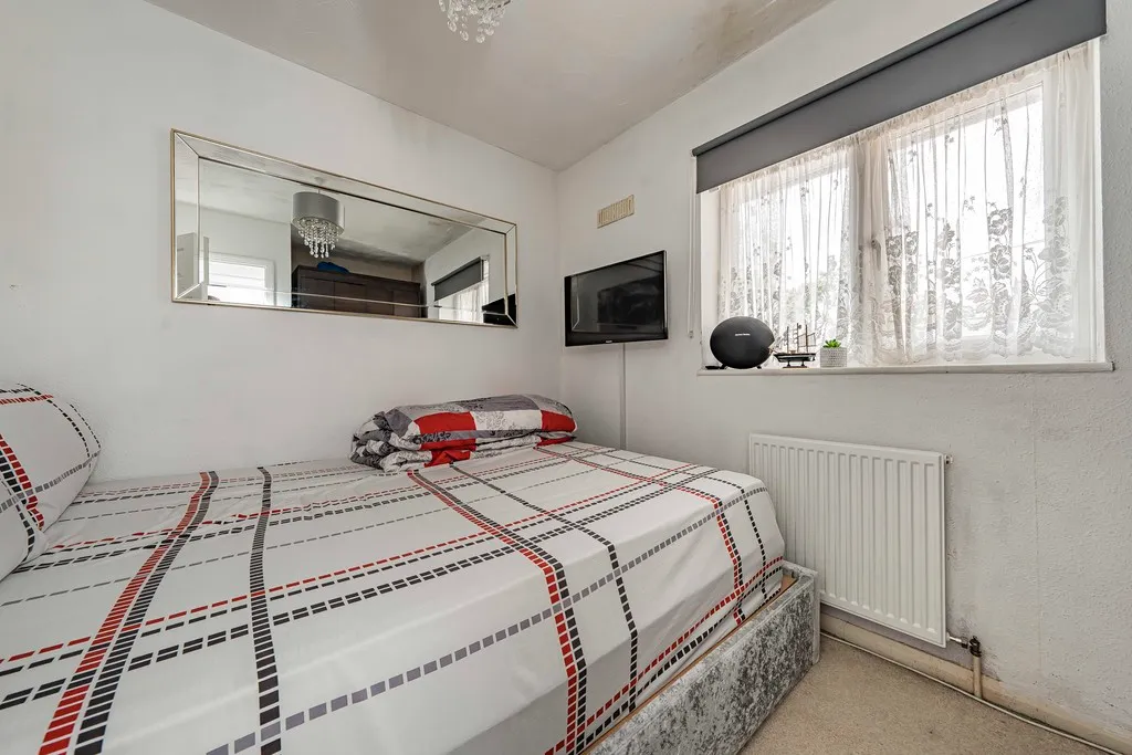 Mount Avenue, Southall, photo 28