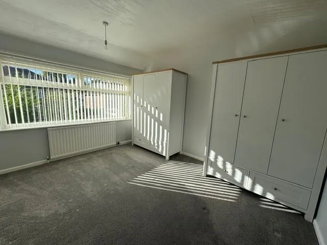 Cornwall Road, Heald Green, photo 7