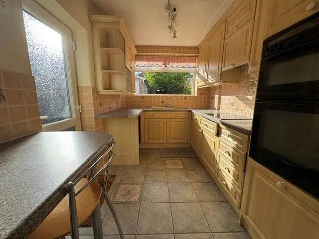 Cornwall Road, Heald Green, photo 4