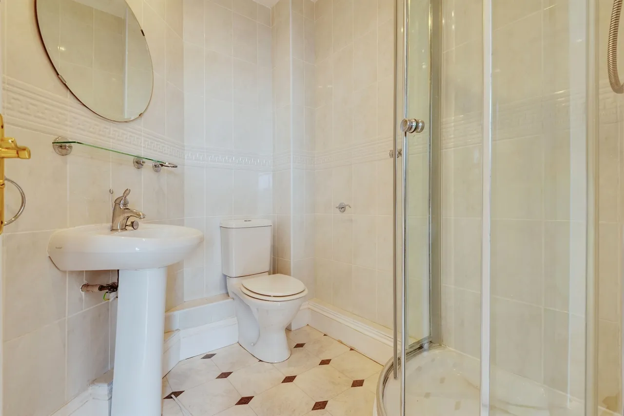 Main Street, Frodsham, WA6, photo 15