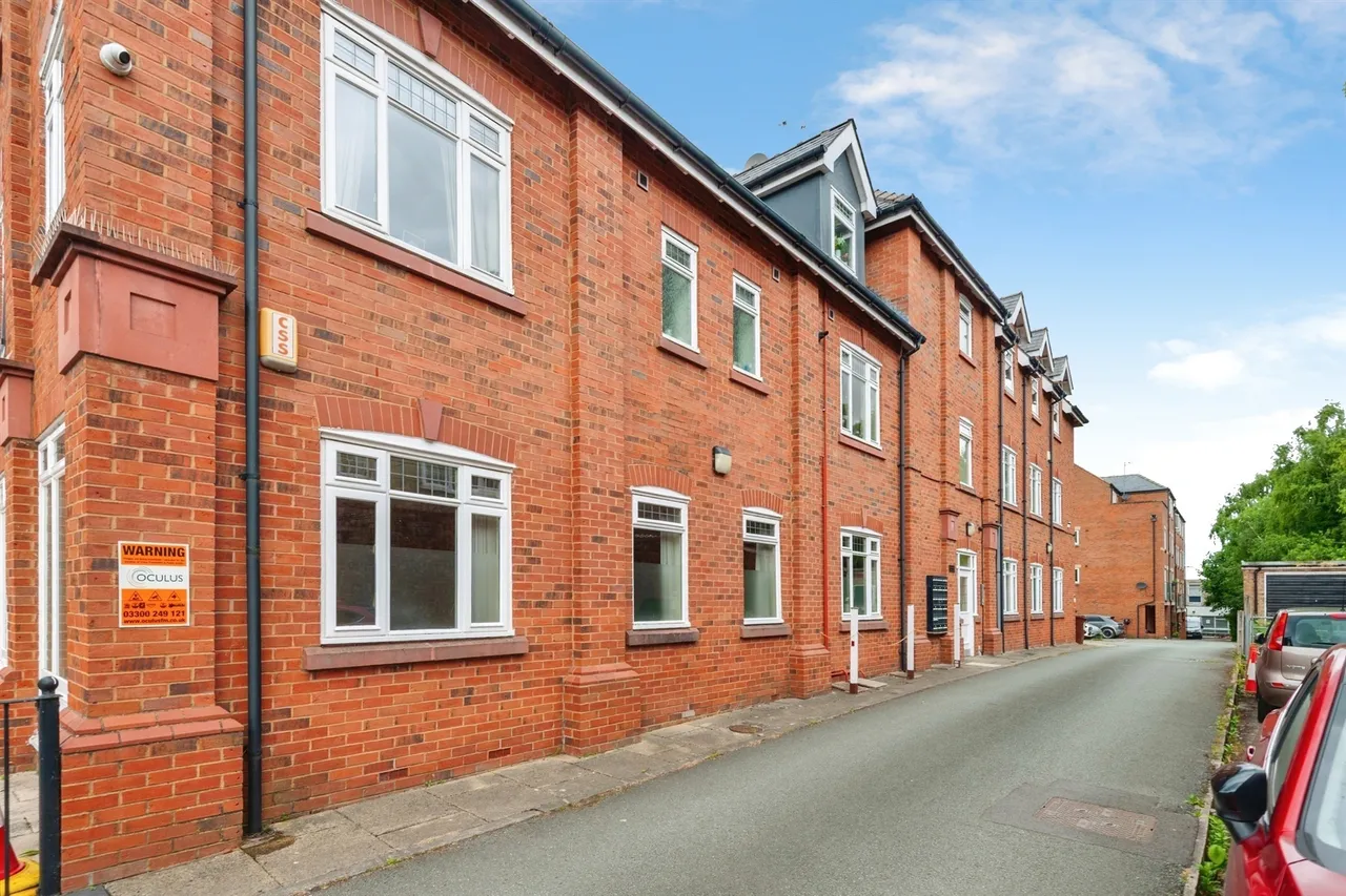 Main Street, Frodsham, WA6, photo 19