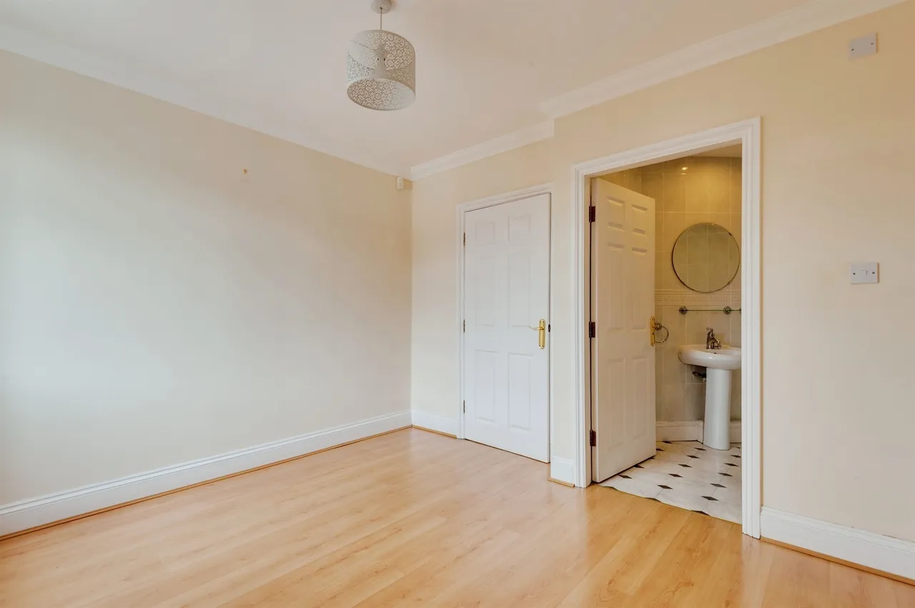 Main Street, Frodsham, WA6, photo 14