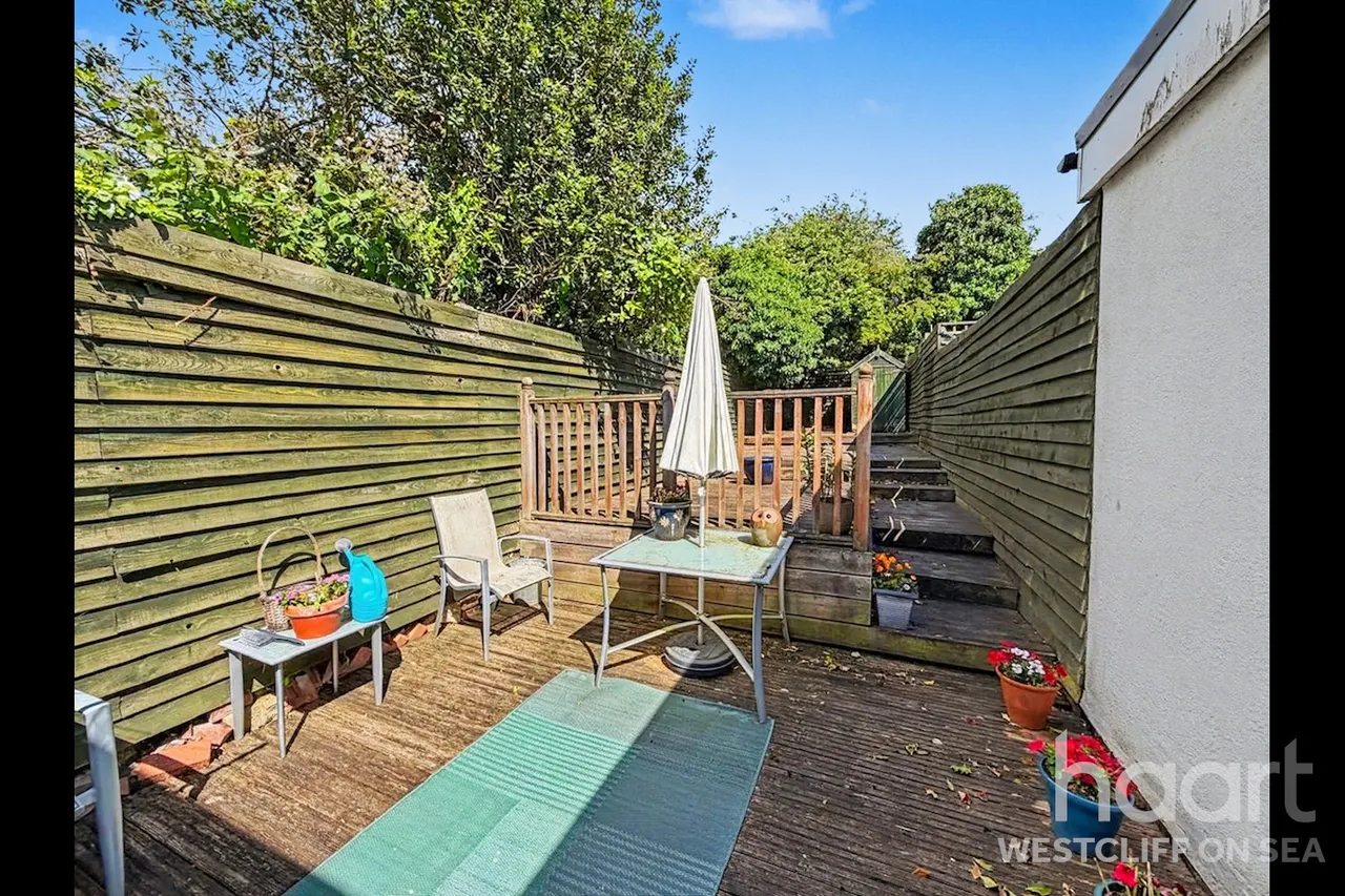 Ditton Court Road, Westcliff-On-Sea, SS0, photo 10