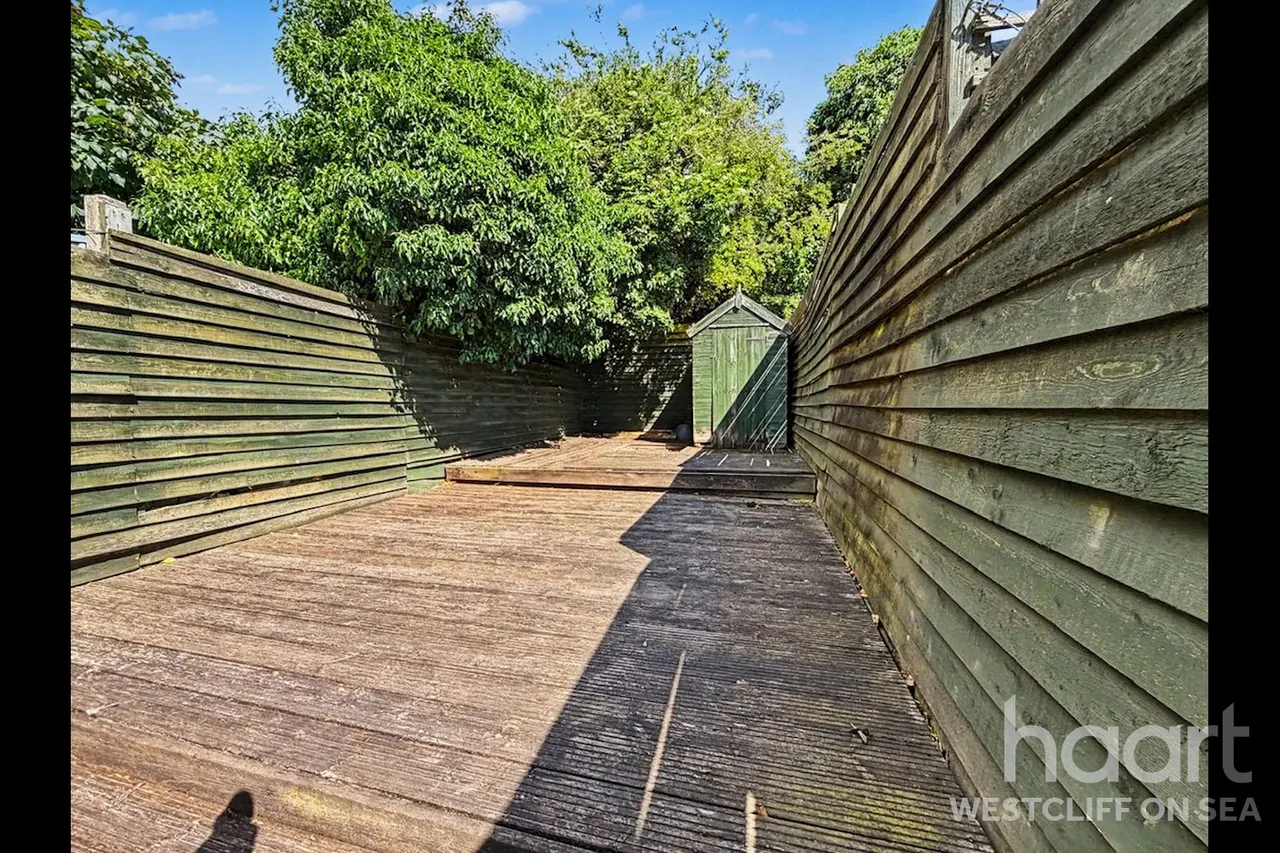 Ditton Court Road, Westcliff-On-Sea, SS0, photo 11