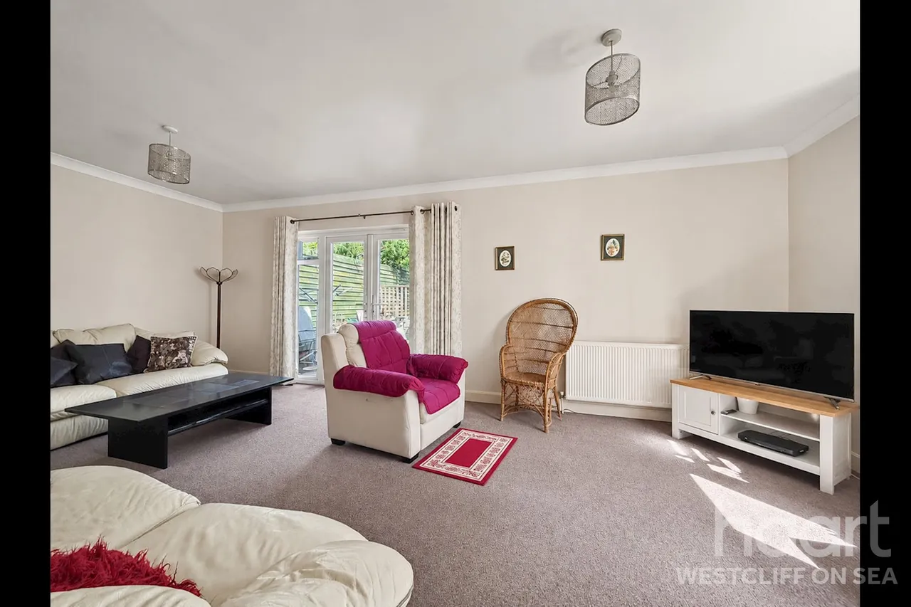Ditton Court Road, Westcliff-On-Sea, SS0, photo 2