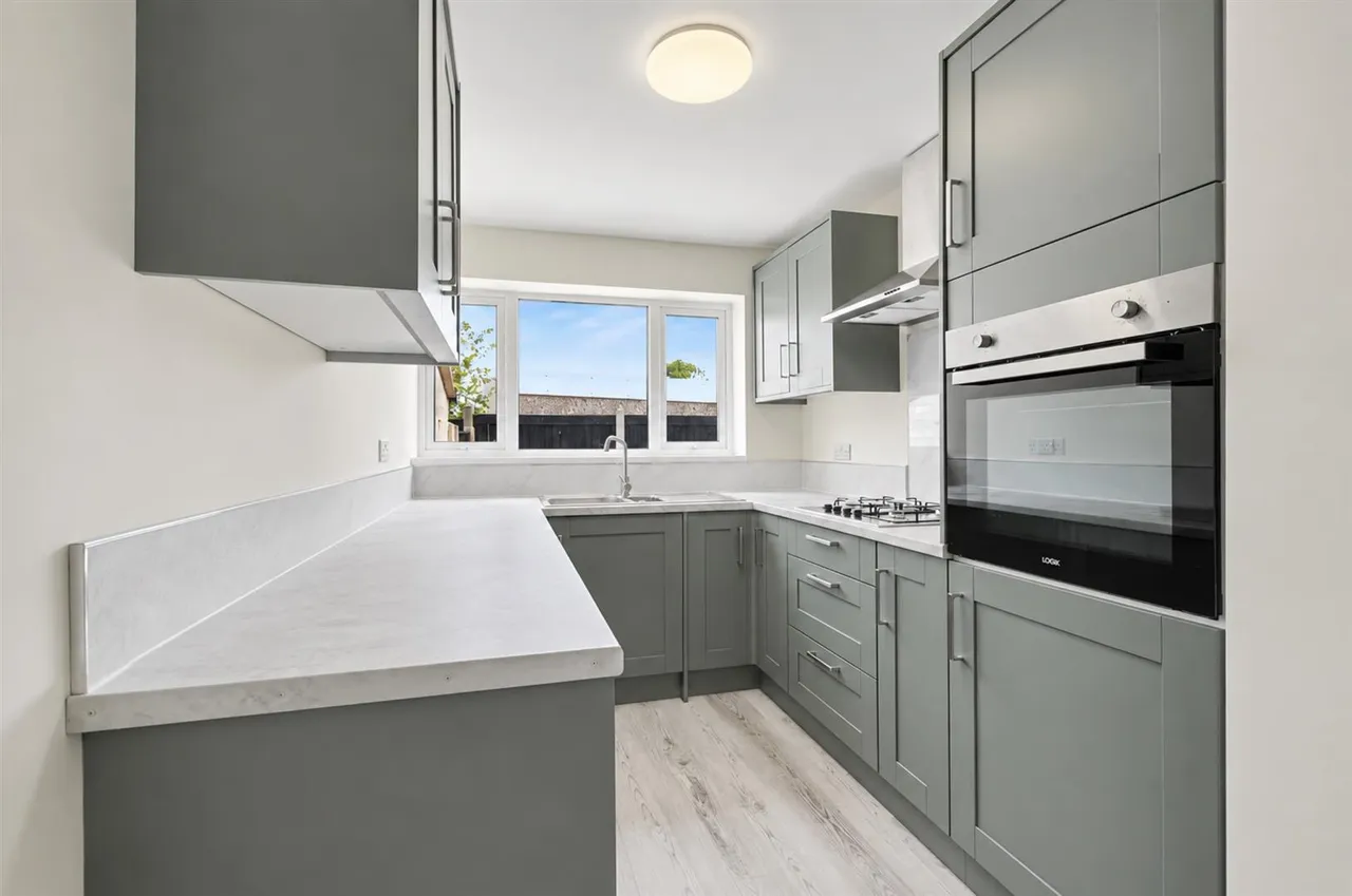 Ulldale Court, Chilwell, NG9, photo 4