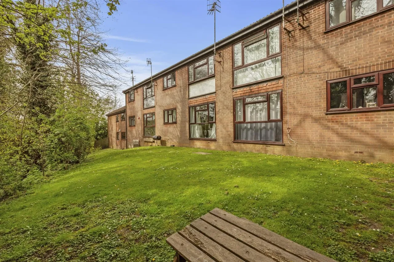 Kaybridge Close, High Wycombe, HP13, photo 11