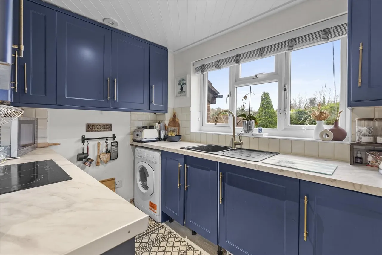 Kaybridge Close, High Wycombe, HP13, photo 6