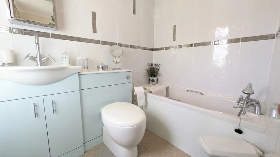 Elwyn Drive, Merthyr Tydfil, photo 11