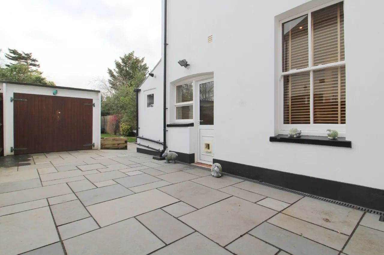 Woodthorpe Road, Ashford, photo 19