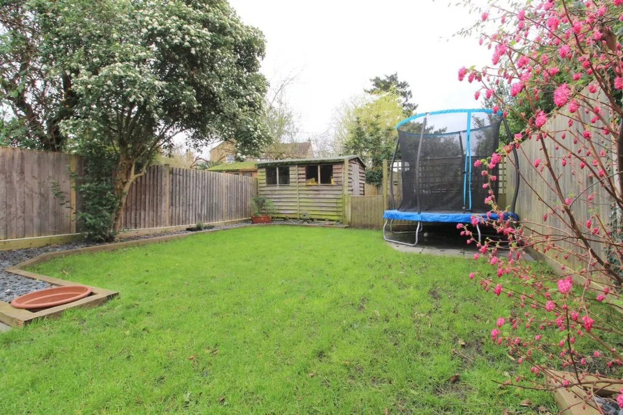 Woodthorpe Road, Ashford, photo 20