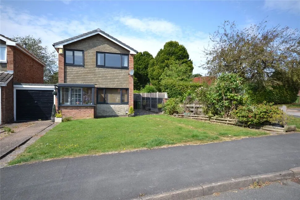 3 bed house for sale — Bradshaw Way, Stafford, Staffordshire, ST16