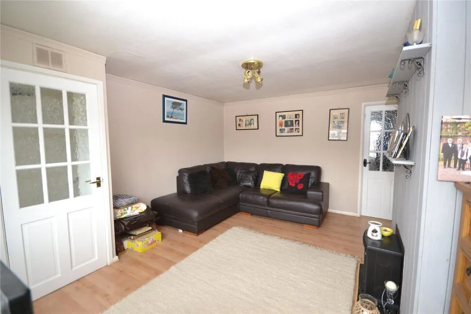 Bradshaw Way, Stafford, Staffordshire, ST16, photo 4