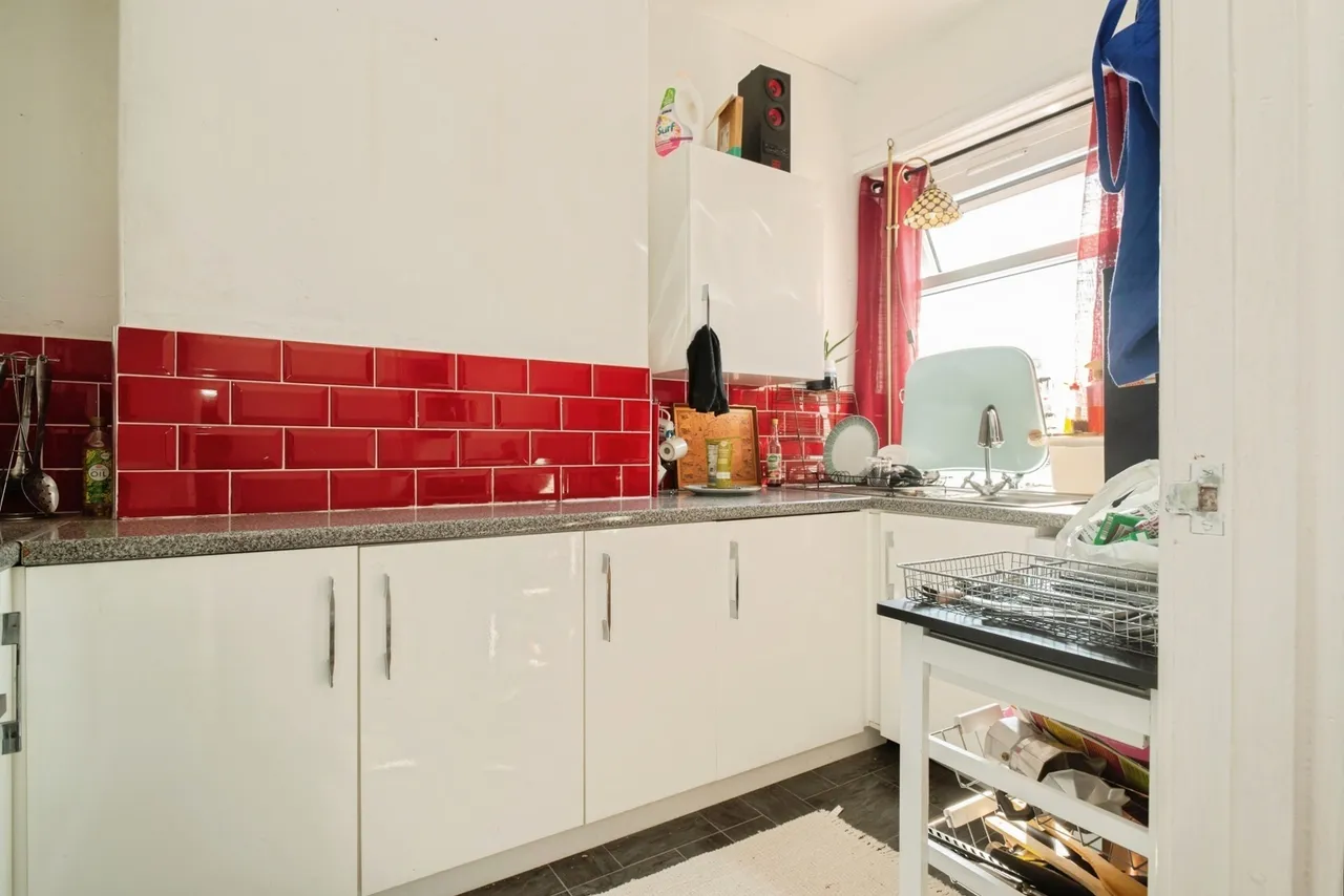 Court Road, CARDIFF, South Glamorgan, CF11, photo 2