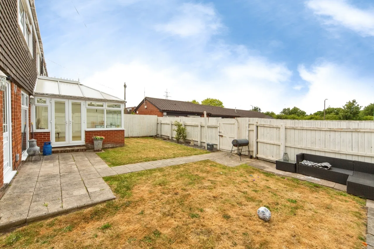 College Close, Prenton, CH43, photo 4