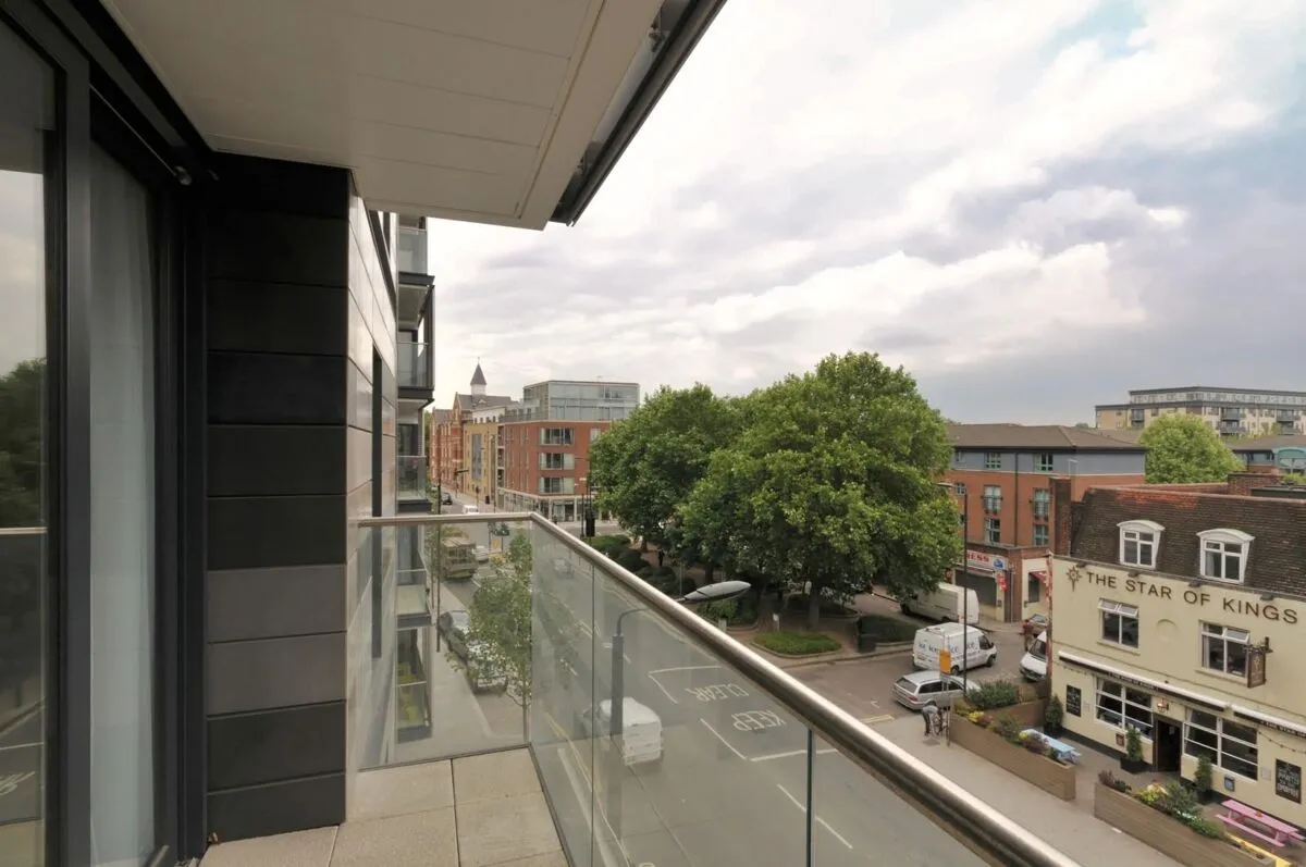 York Way, London, N1C, photo 6