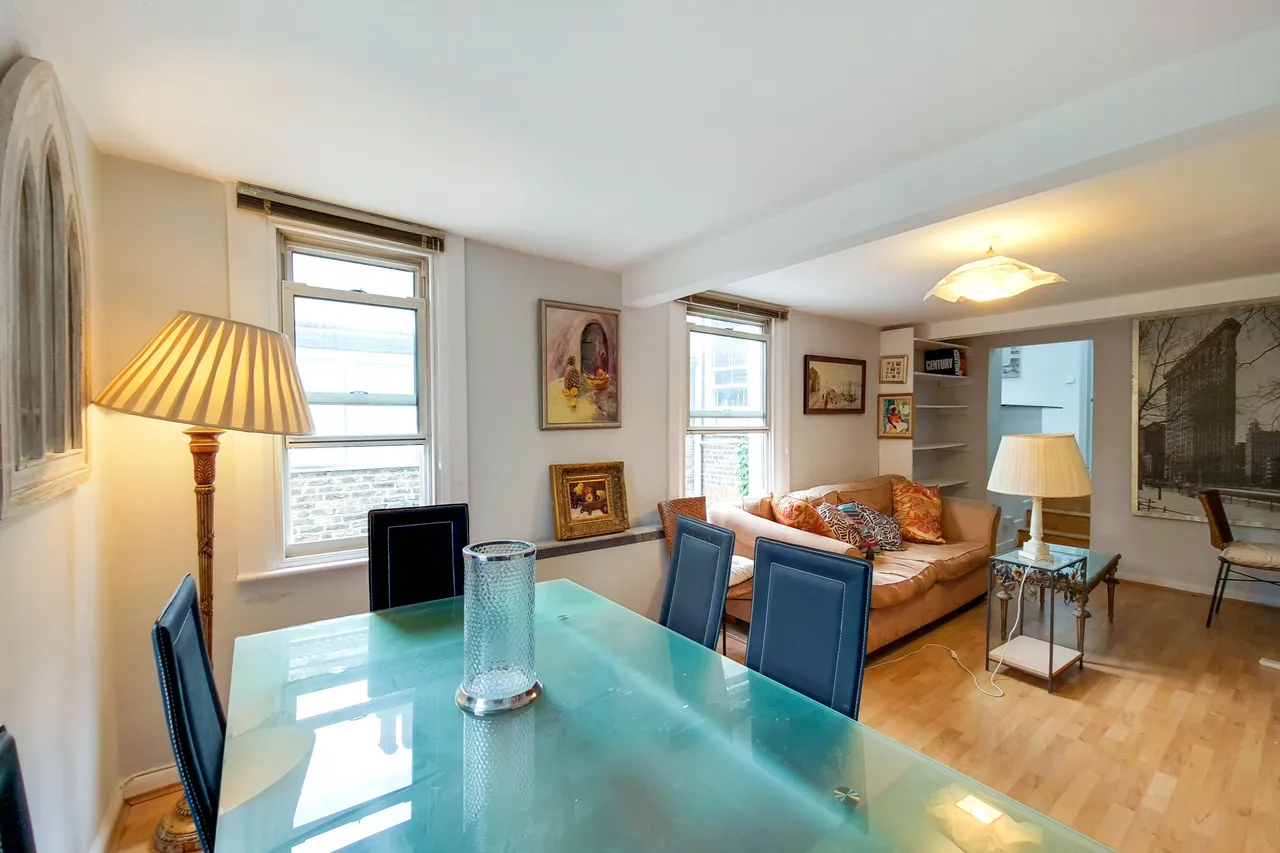 First Floor, 78 Meadow Road, London, photo 4