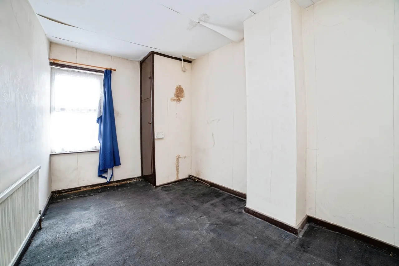 Market Place, Huthwaite, NG17, photo 9