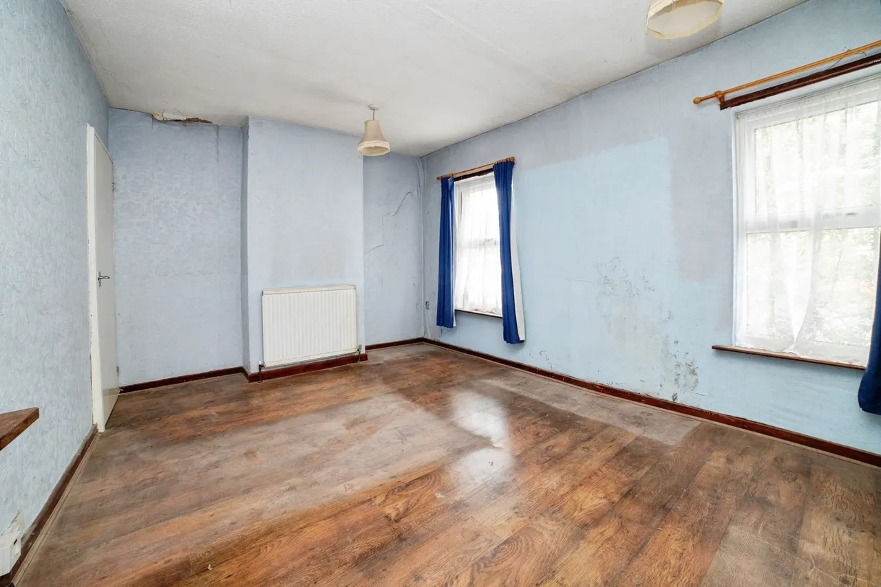 Market Place, Huthwaite, NG17, photo 8