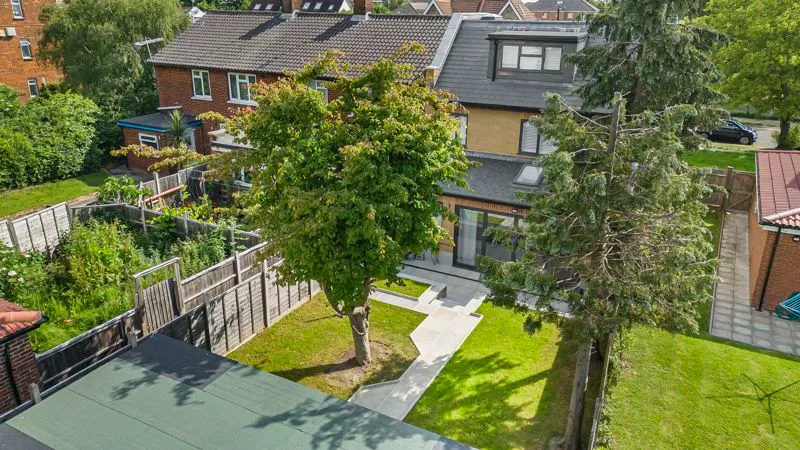 Reservoir Road, London, N14, photo 27