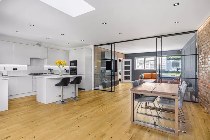 Reservoir Road, London, N14, photo 5