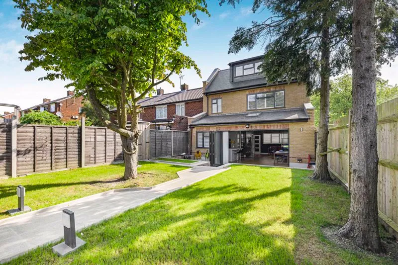 Reservoir Road, London, N14, photo 24