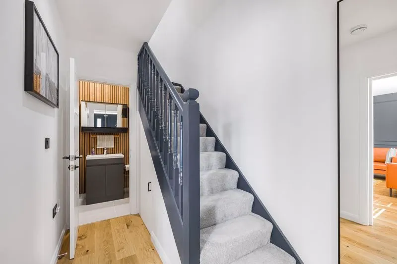 Reservoir Road, London, N14, photo 3