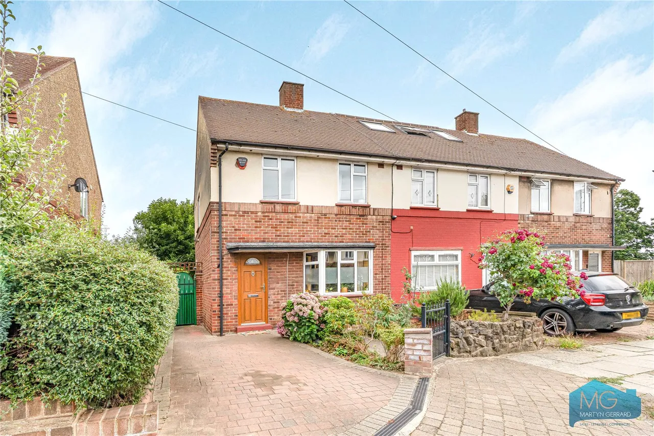 St Martins Close, Enfield, EN1, photo 16