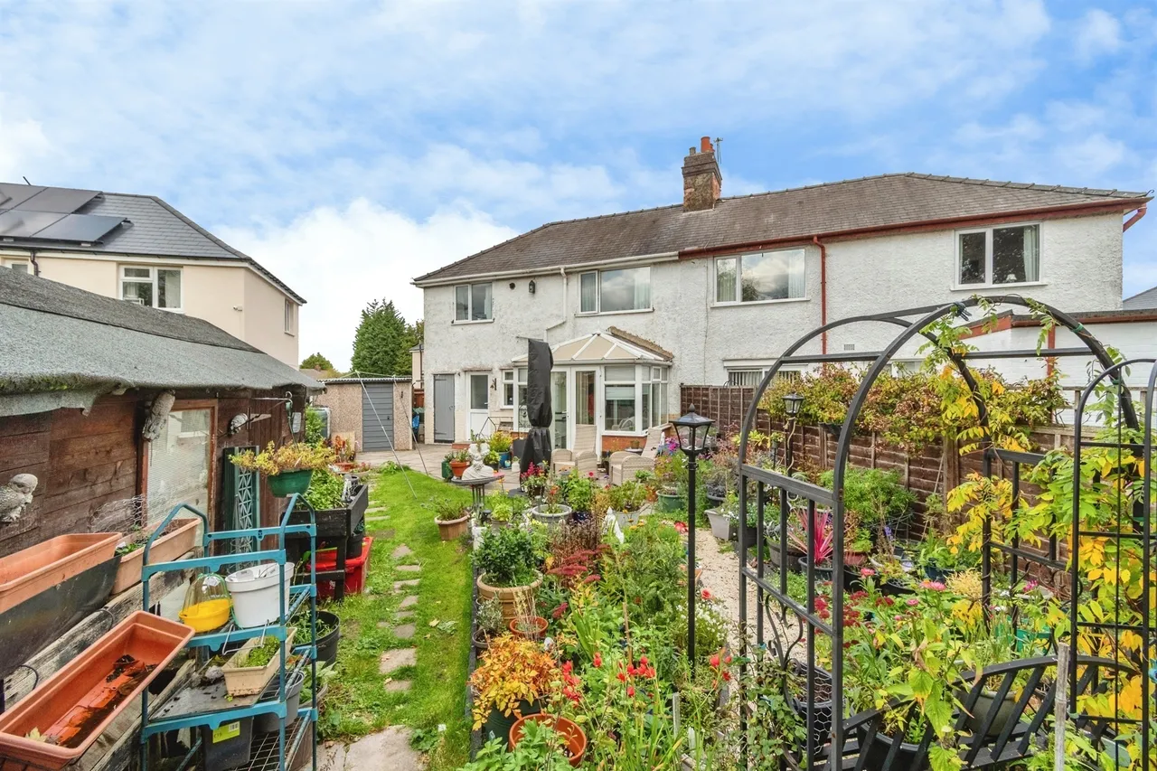 Meryhurst Road, Wednesbury, WS10, photo 17