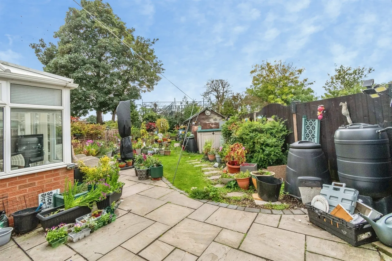 Meryhurst Road, Wednesbury, WS10, photo 16