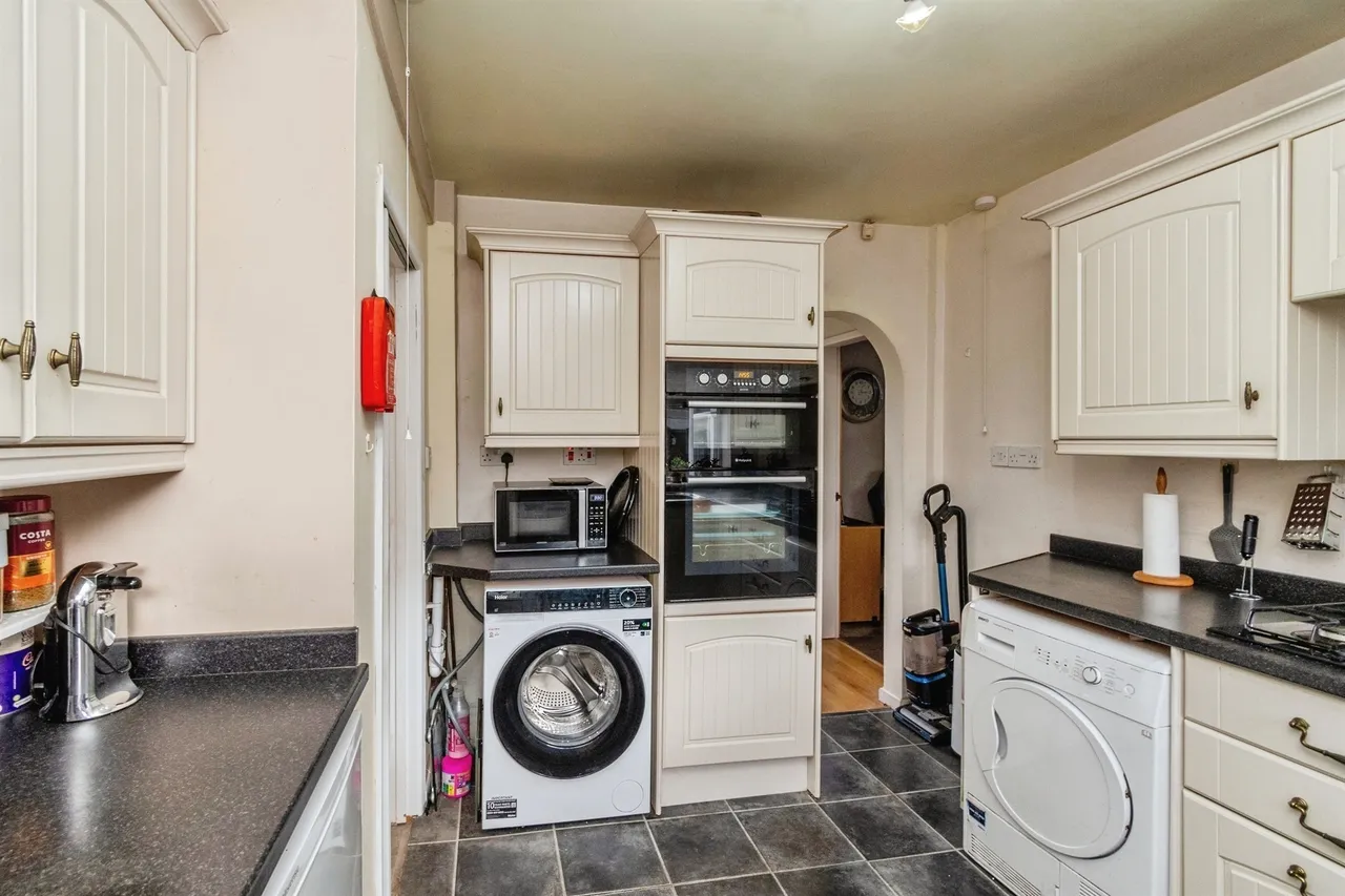 Meryhurst Road, Wednesbury, WS10, photo 5