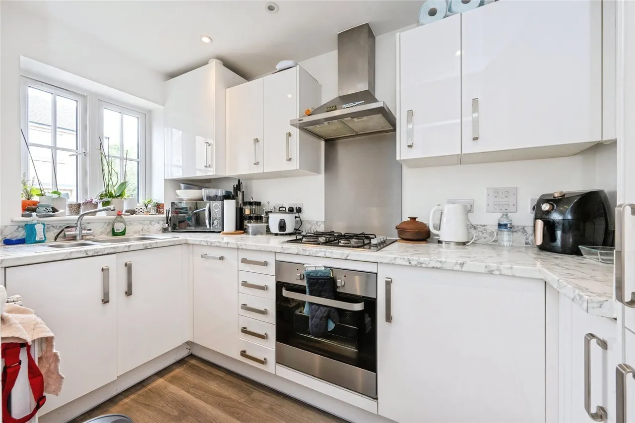Benson Close, Shortstown, Bedford, Bedfordshire, MK42, photo 2
