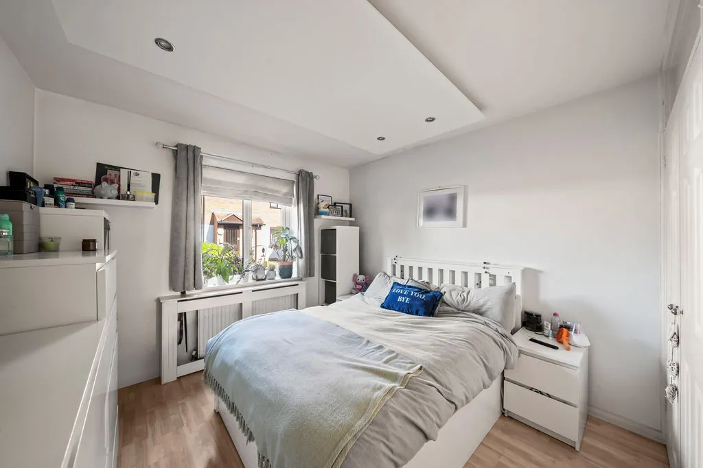 Chelsea Gardens Cheam, Sutton SM3 9TN, photo 5
