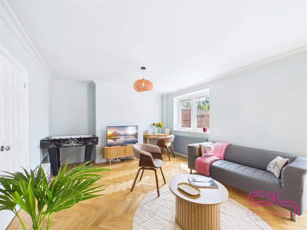 Goseley Avenue, Hartshorne, DE11, photo 10