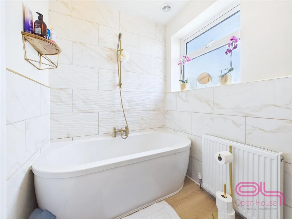 Goseley Avenue, Hartshorne, DE11, photo 24
