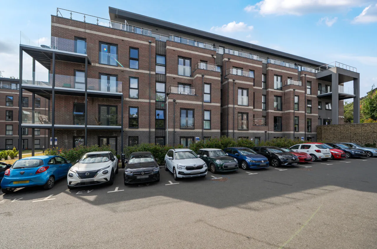 Willow Road, Burley, LS4, photo 10