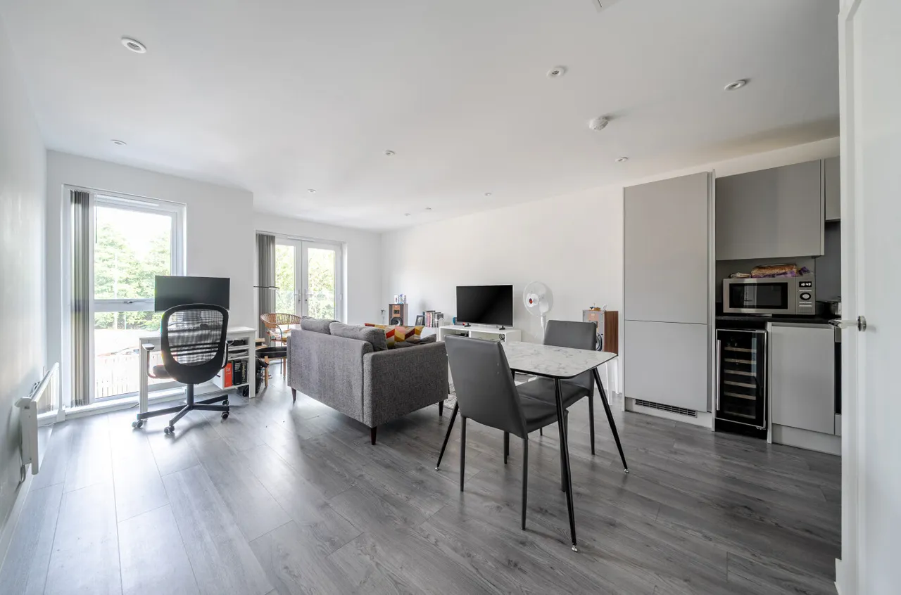 Willow Road, Burley, LS4, photo 2