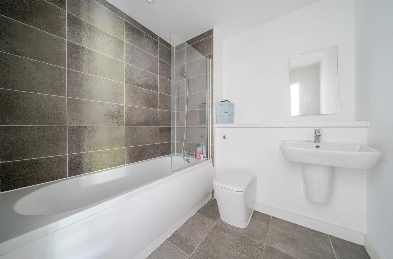 Willow Road, Burley, LS4, photo 7