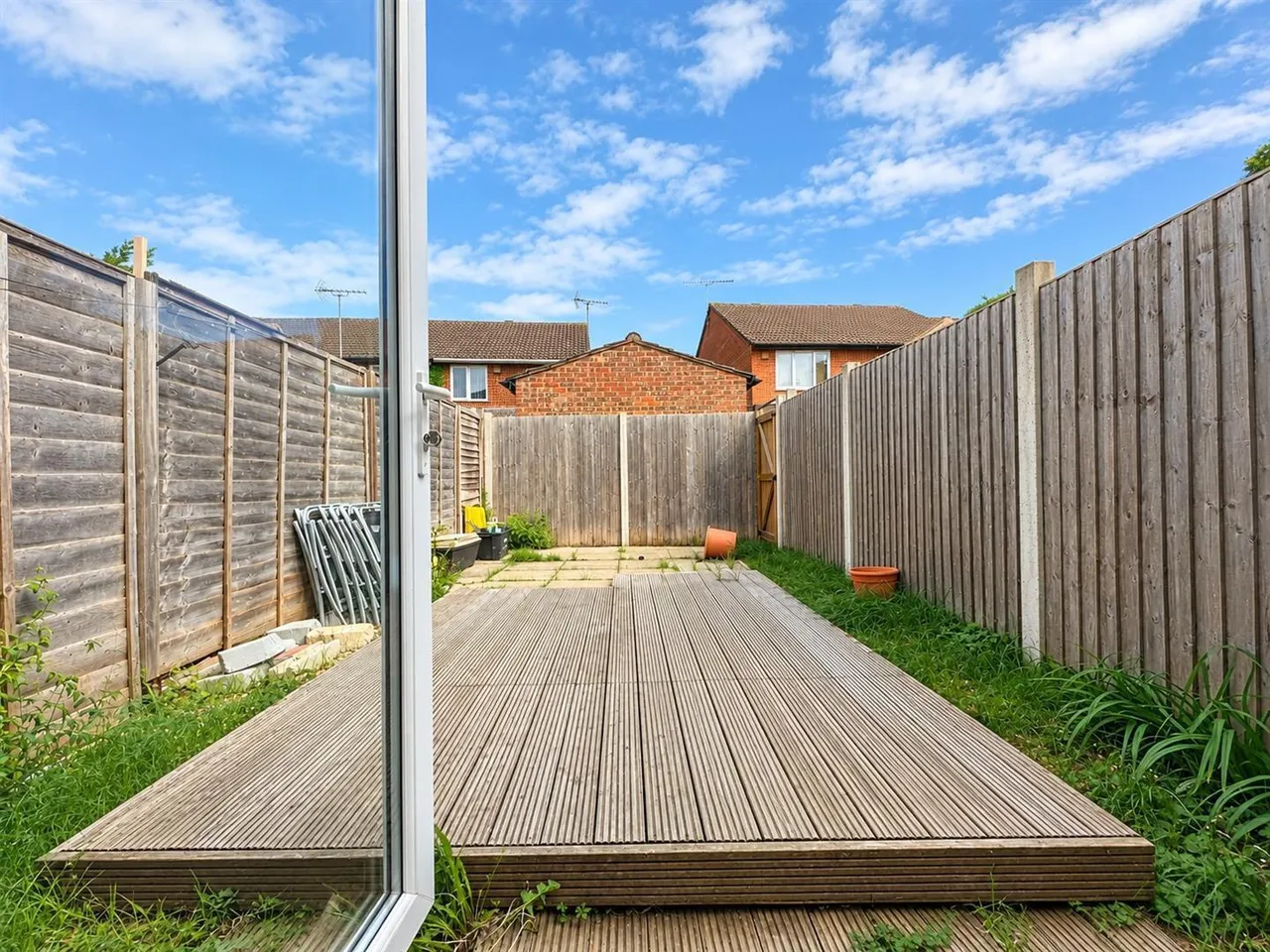 Cooper Way, Slough, photo 5