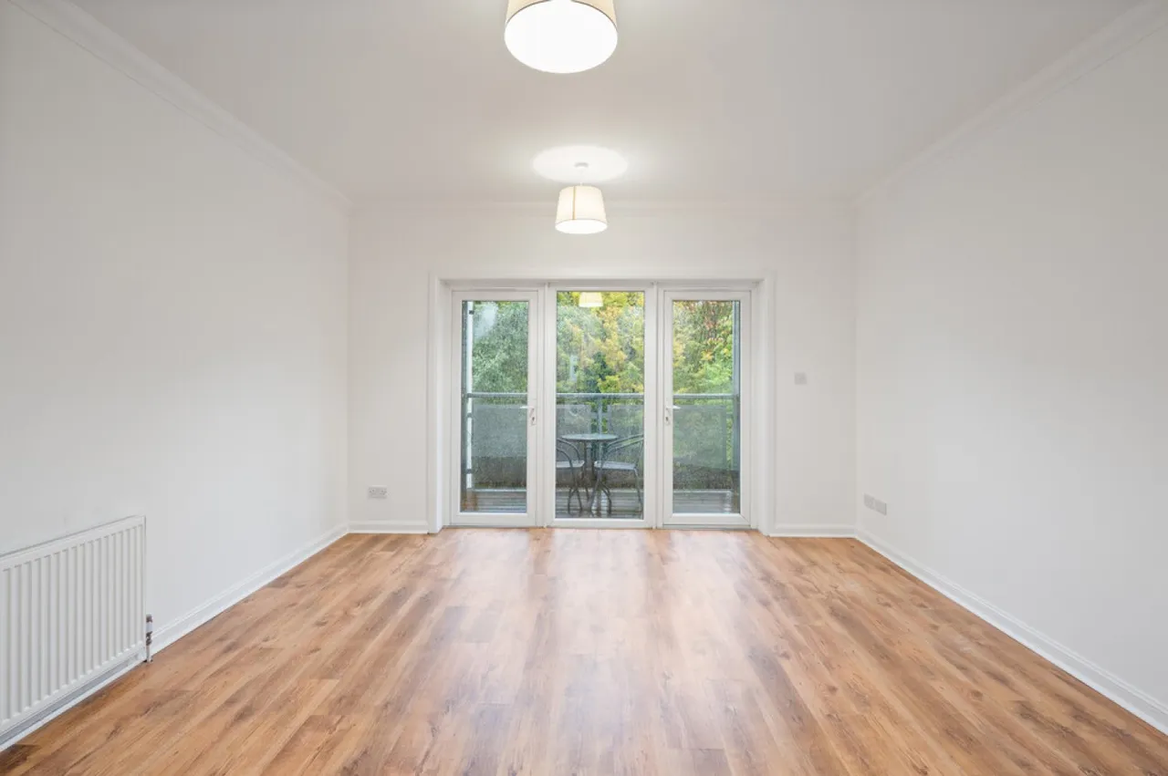 Hawk Brae, Livingston, EH54, photo 4