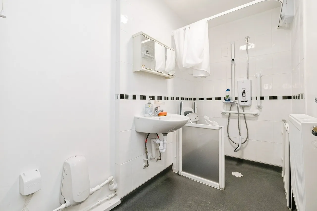 Moore Walk, London, E7, photo 10
