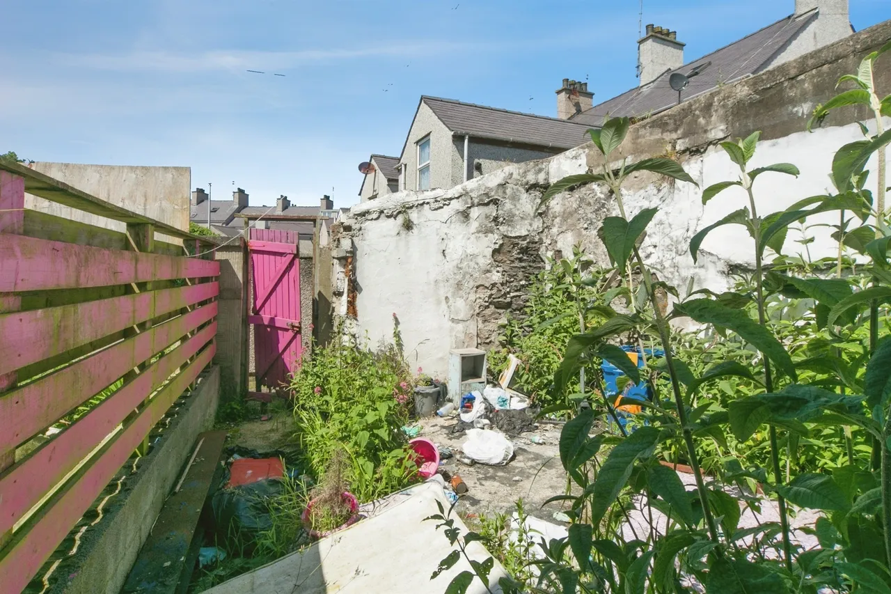 Stanley Crescent, Holyhead, LL65, photo 18