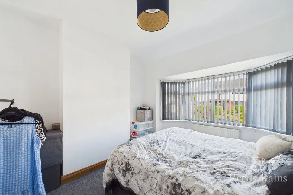 Woodfield Avenue, Hyde, SK14, photo 10