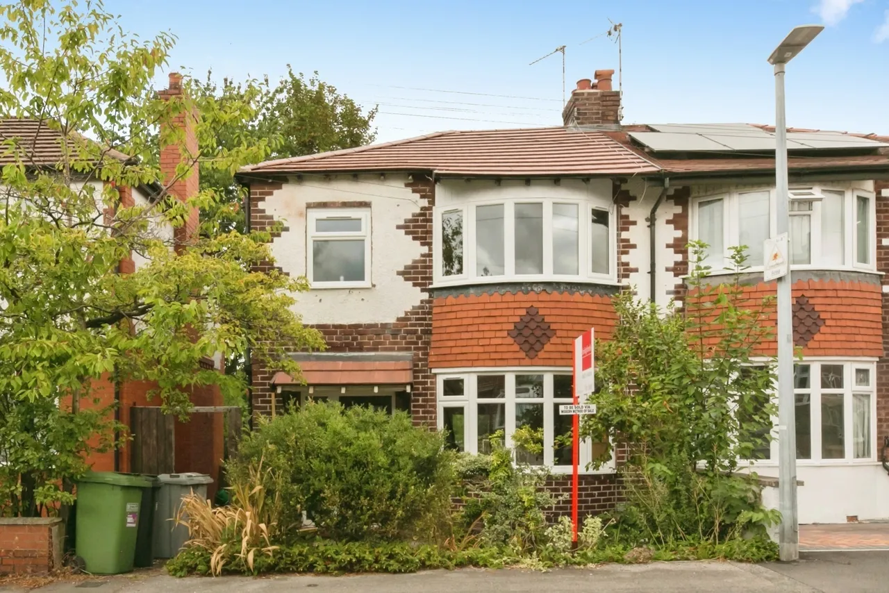 3 bed house for sale — Bedford Road, Macclesfield, Cheshire, SK11