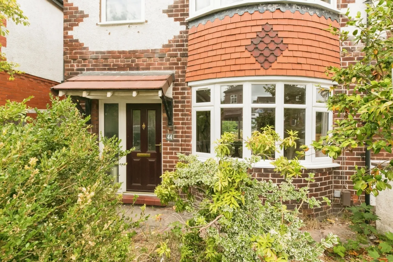 Bedford Road, Macclesfield, Cheshire, SK11, photo 2