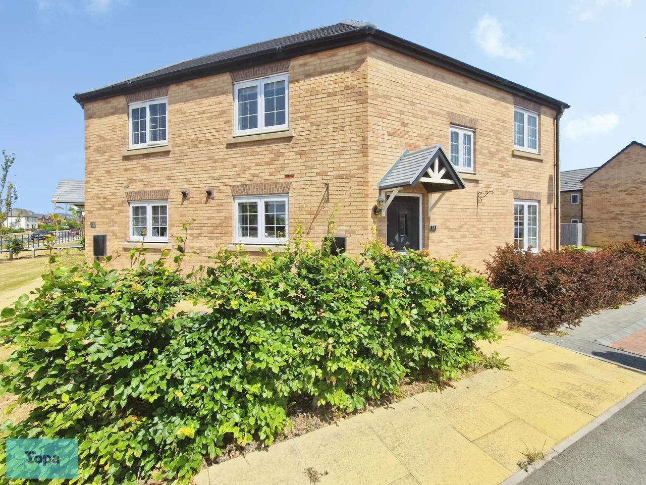 3 bed house for sale, Violet Court, Rossington, DN11