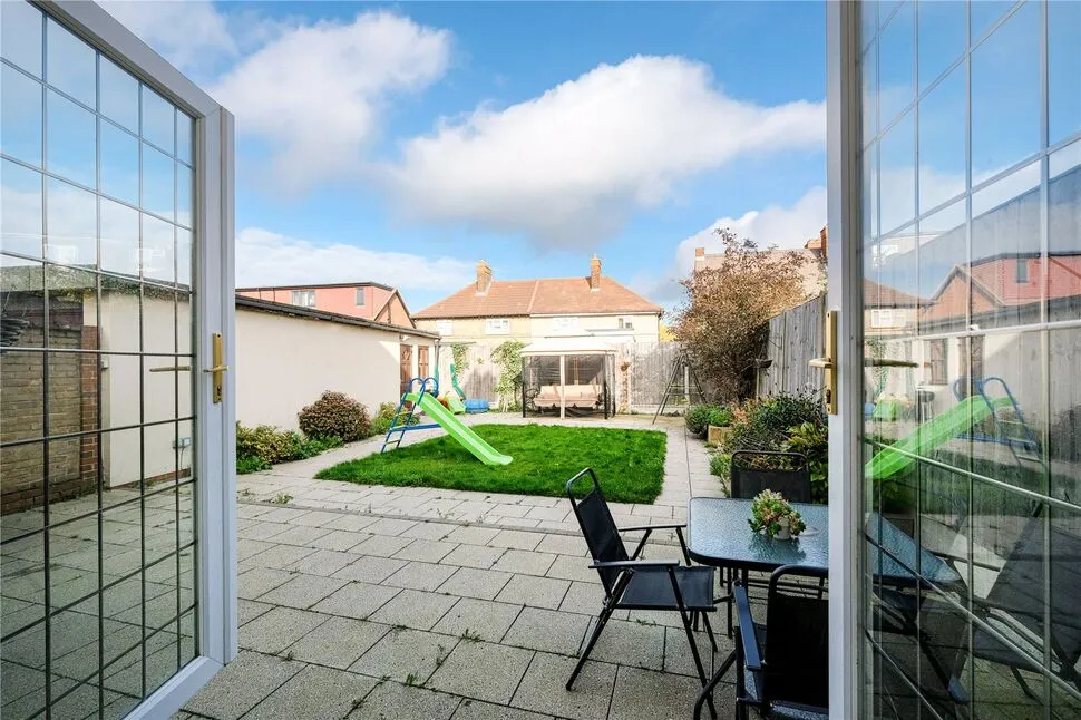 MacDonald Avenue, Dagenham, RM10, photo 18
